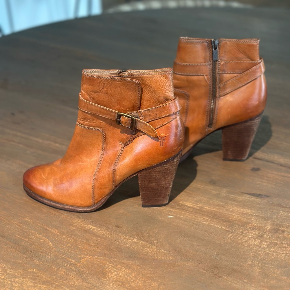 Frye | Cognac Leather Ankle Booties